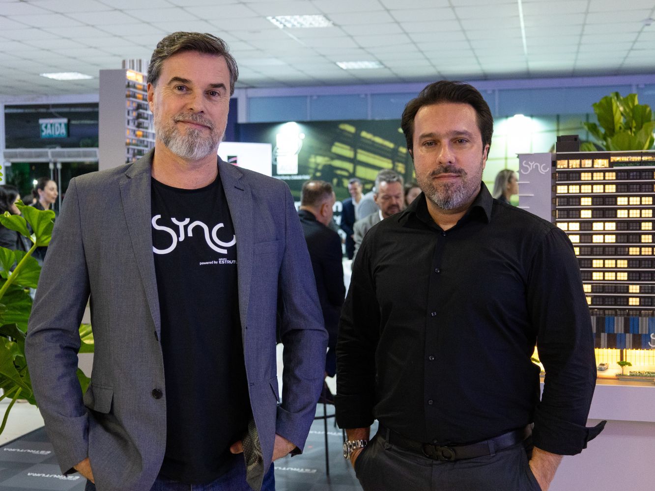 equipe-sync-na-feira-expogestao-2024